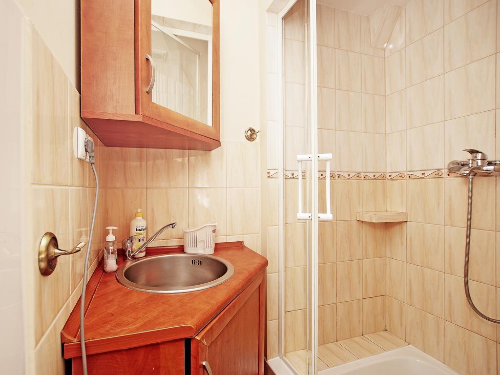 Apartament Kameralny Przy Ul. Piwnej Gdansk Exterior photo